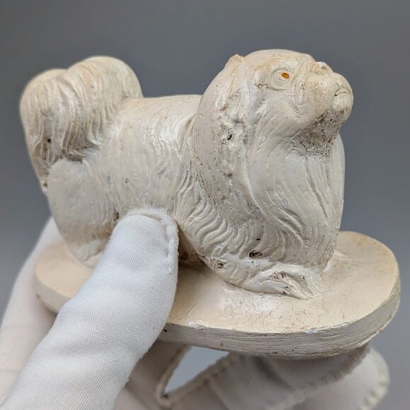 Vintage Chalkware Pekingese Dog Figurine | 1940s–1950s Chalk Ware Statue - Picture 8 of 8